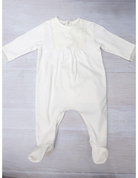 monito beige con babero