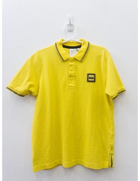 polo amarilla