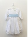 vestido blanco con cinta celestes