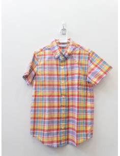 camisa rayas amarillas rojas y azules