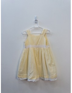 vestido color mantequilla