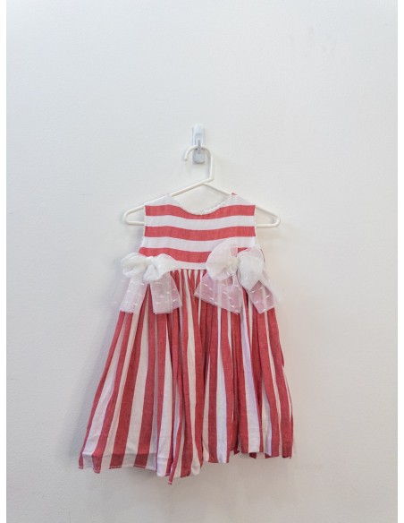 vestido rayas blancas y rojas con lazos de tul