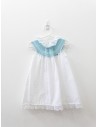 vestido blanco con top turquesa bordado