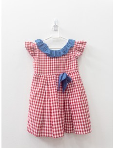 vestido cuadros rojos y blancos