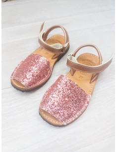 zapatillas con escarcha fucsia