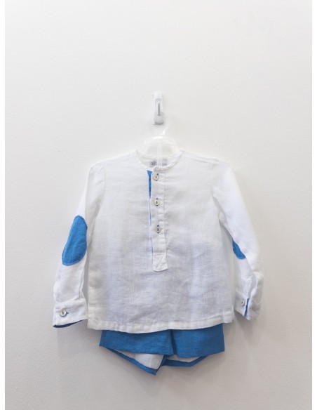 set short azul electrico camisa blanca