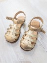 sandalias doradas