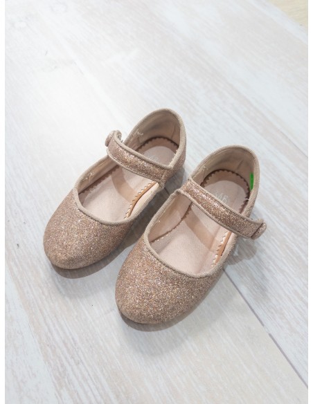 zapatos rosados con escarcha