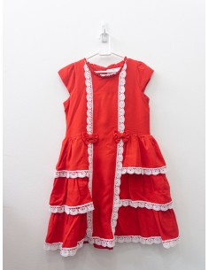 vestido rojo encajes blancos
