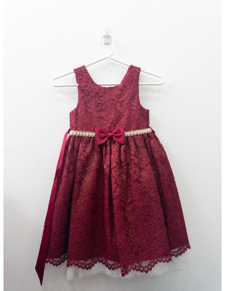 vestido concho de vino con encaje