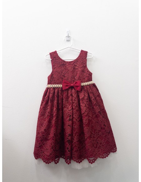 vestido concho de vino con encaje