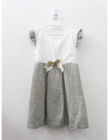 vestido tops beige y falda verde