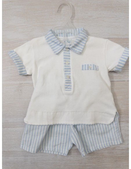 set short rayas celestes y top blanco