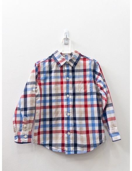 camisa cuadros rojos y azules