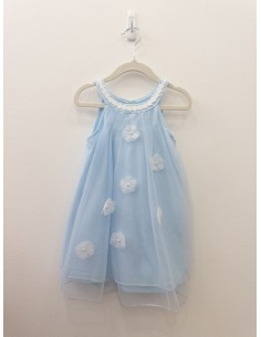 vestido celeste con tul y flores
