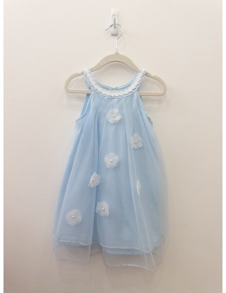 vestido celeste con tul y flores