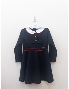 vestido manga larga azul oscuro con detalles blancos y rojos