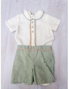set short verde agua y top blanco