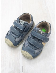 zapatos azules