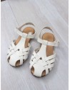 sandalias blancas