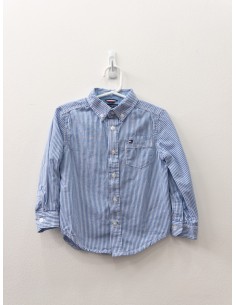camisa rayas azules y blancas