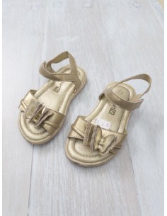 sandalias doradas