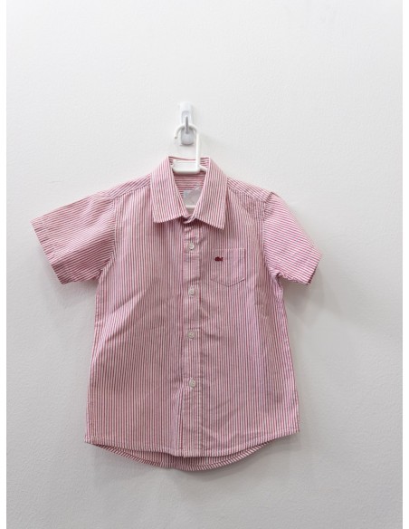 camisa rayas rojas y blancas