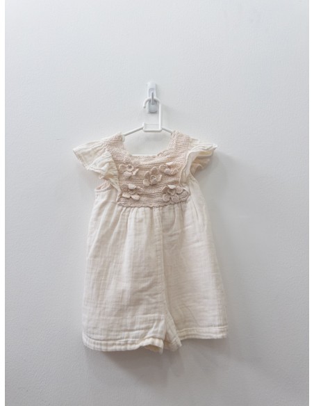 jumper beige con crochet de flores