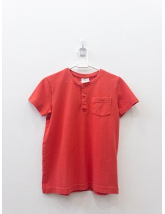 camisa tipo polo roja