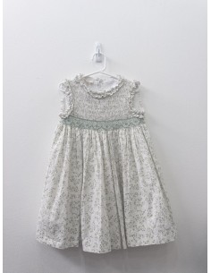 vestido blanco con flores verdes