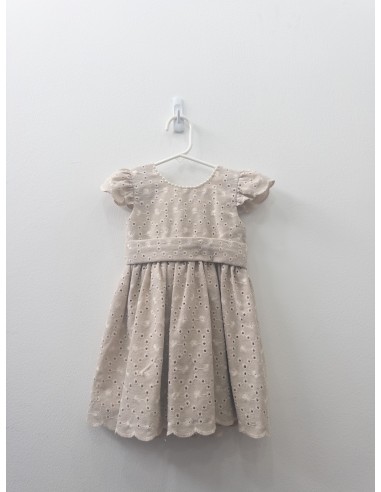 vestido brocado beige