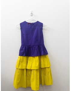 vestido morado con amarillo
