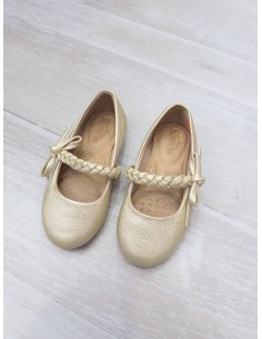 zapatos ballerina doradas