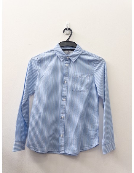 camisa celeste rayas blancas