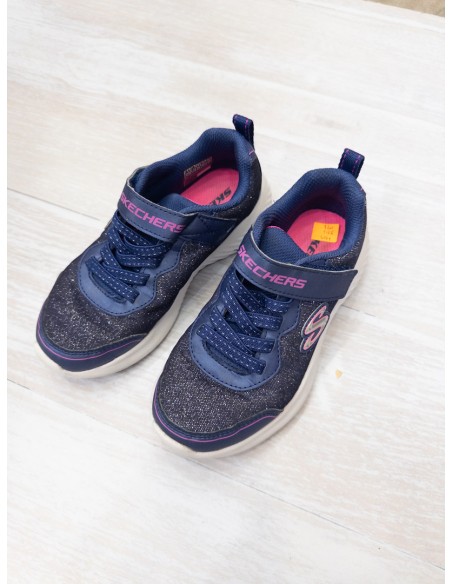 sneakers azules con brillos