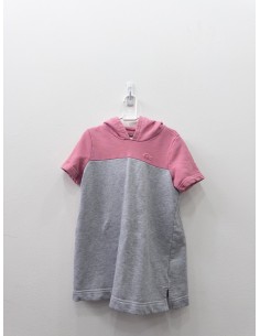 salida de baño gris con capucha rosada