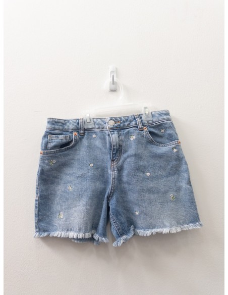 short jean con flores