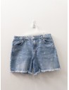 short jean con flores