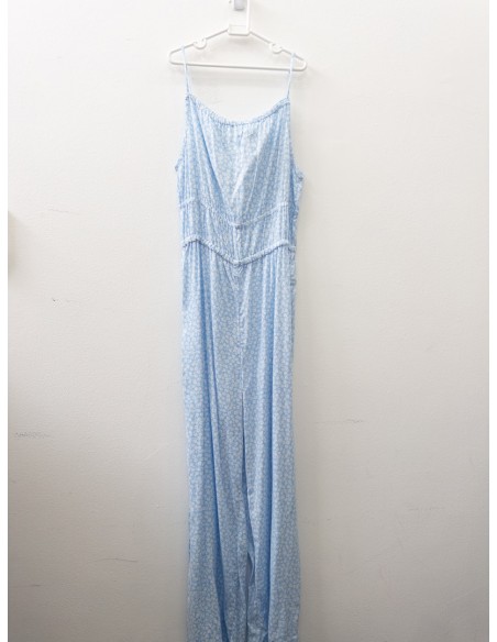 enterizo celeste flores blancas