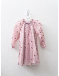 vestido rosado de tul con estrellas