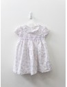 vestido blanco con flores rosadas y celestes