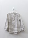 camisa beige con rayas grises