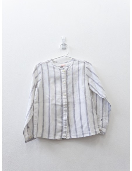 camisa rayas grises y blancas