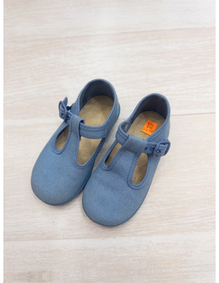 zapatos celestes
