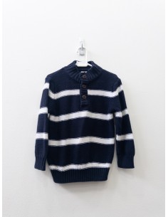 sueter azul con blanco