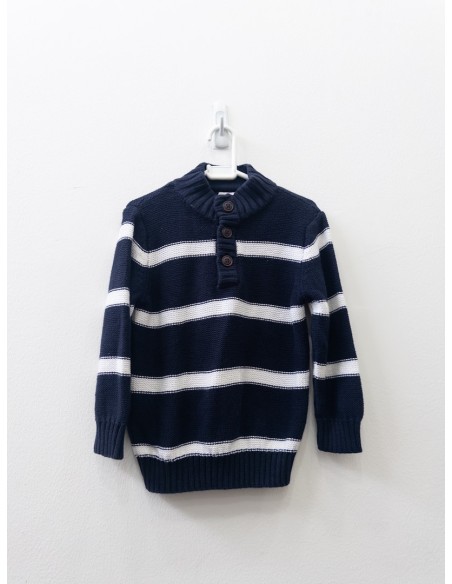 sueter azul con blanco