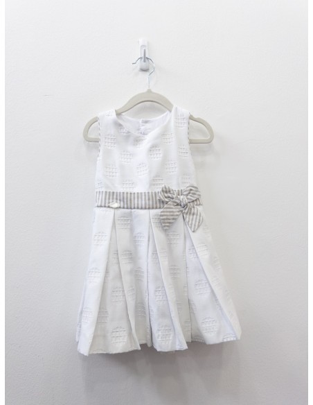 vestido blanco con cinton rayas beige