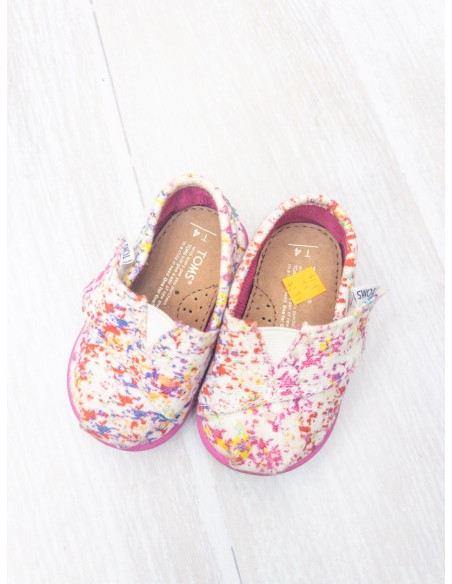 toms fucsias con sapicado de pintura