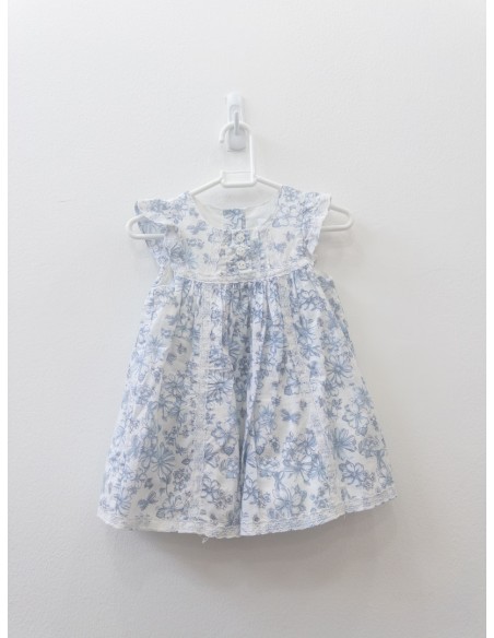 vestido blancon con flores azules