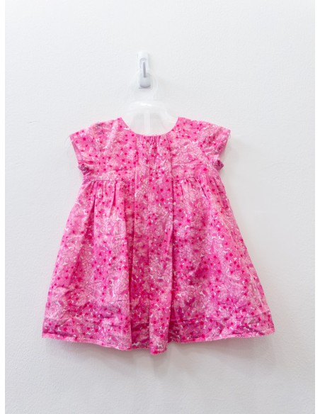 vestido fucsia con flores